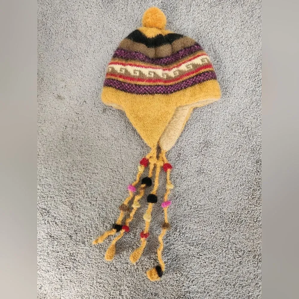 Alpaca Wool Youth Pom Pom Tassel Hat